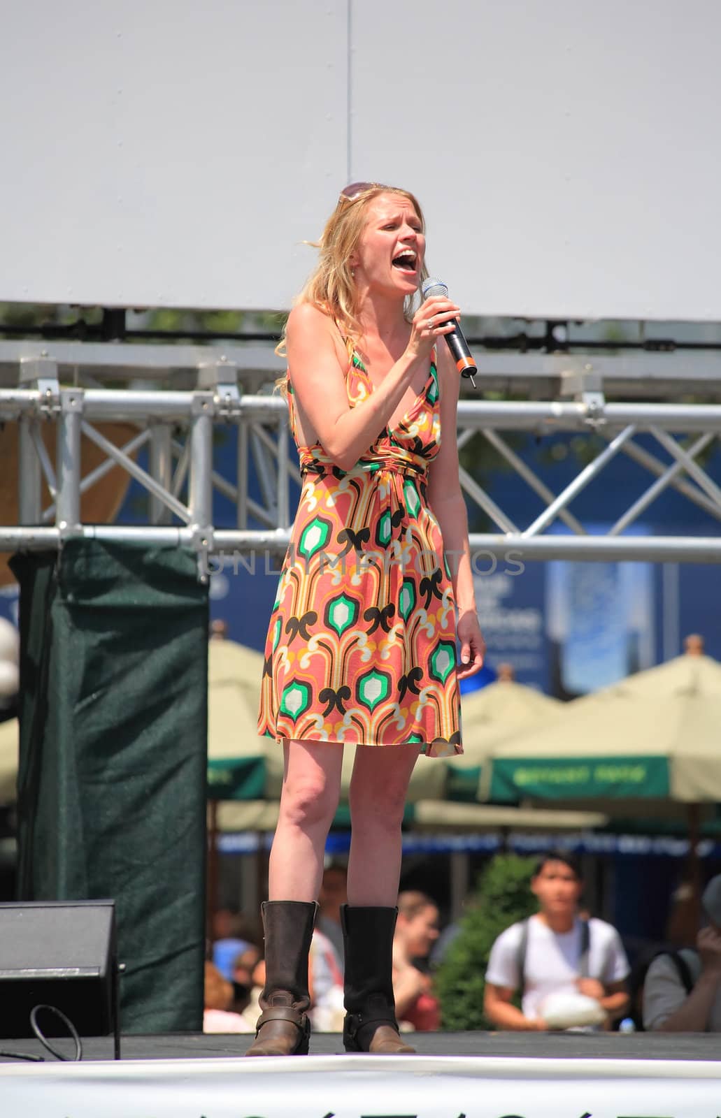 NEW YORK - 17: Lauren Kennedy Performed in the Pure Country - The Broadway at Bryant Park in NYC - a free public event on July 17, 2008  