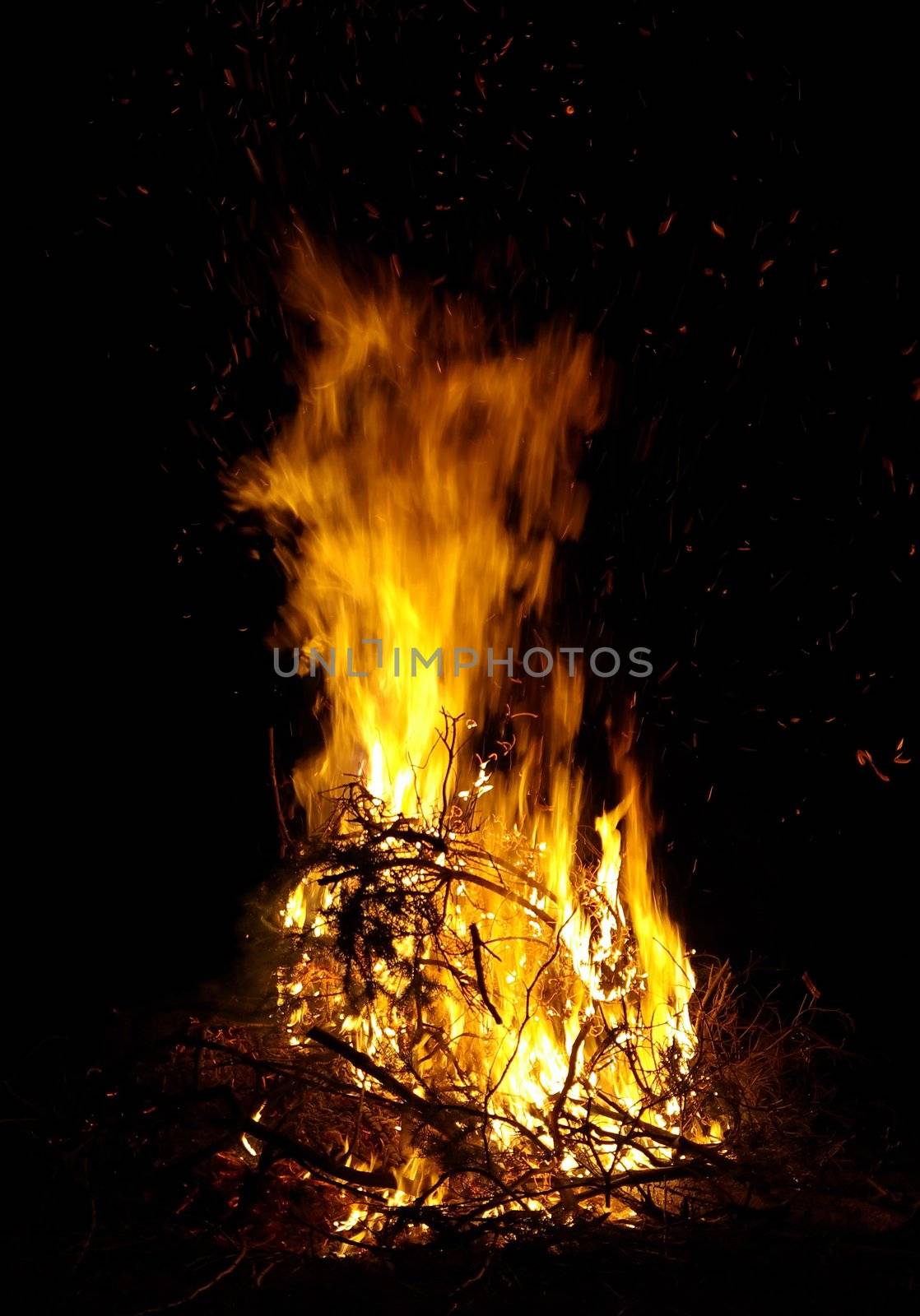 Campfire by FotoFrank