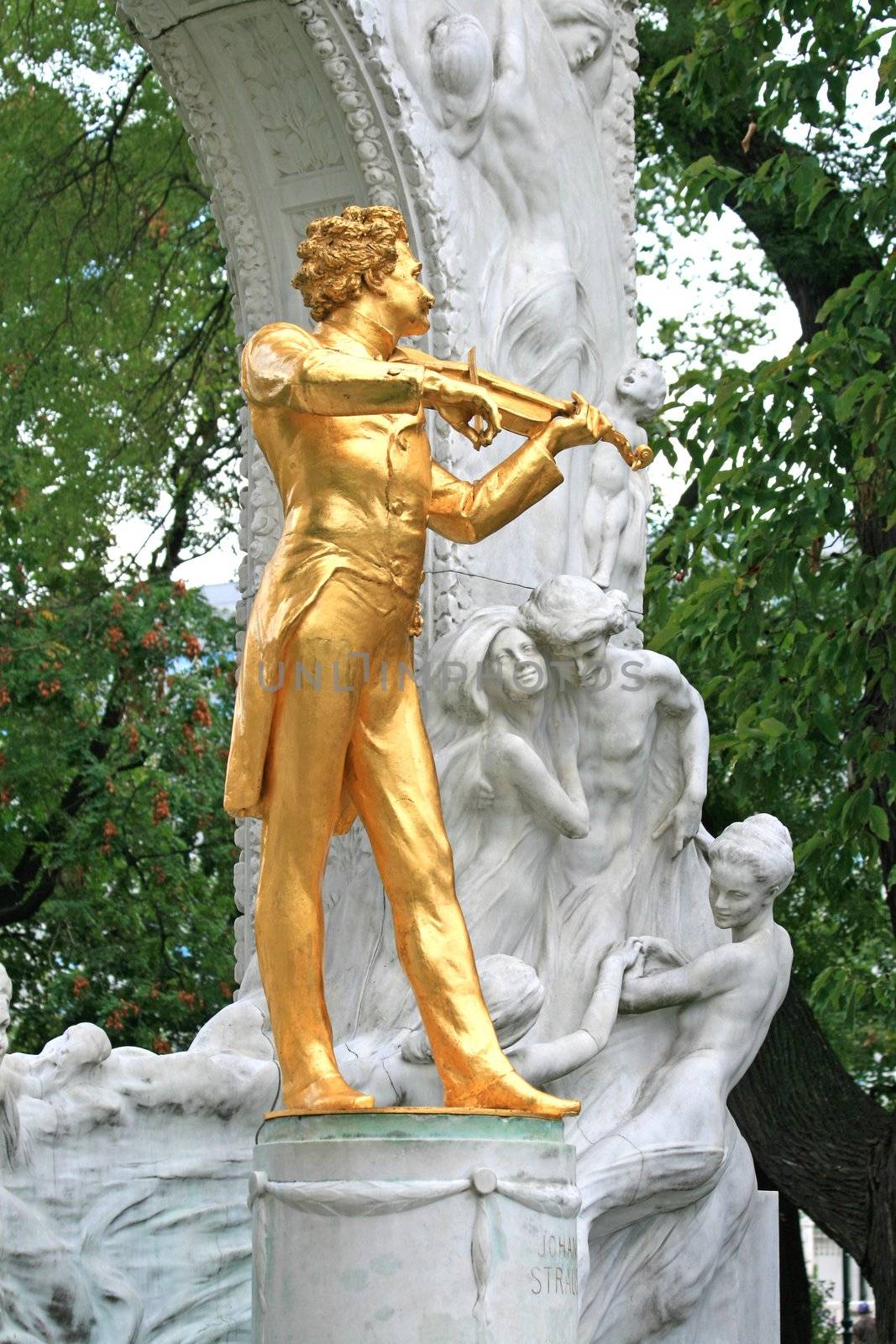 The Statue of Johann Strauss in Stadtpark in Vienna, Austria 