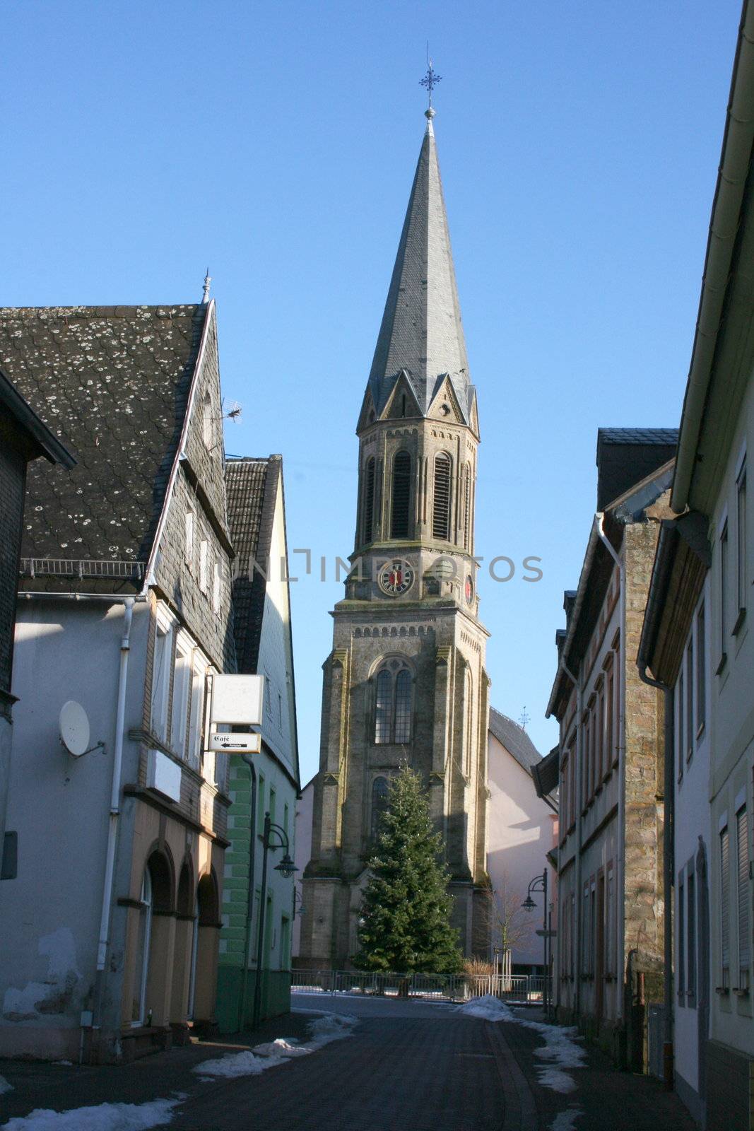 Blick auf Altstadt und Evangelische Kirche in Birkenfeld,Deutschland	
View of Old Town and the Protestant Church in Birkenfeld, Germany