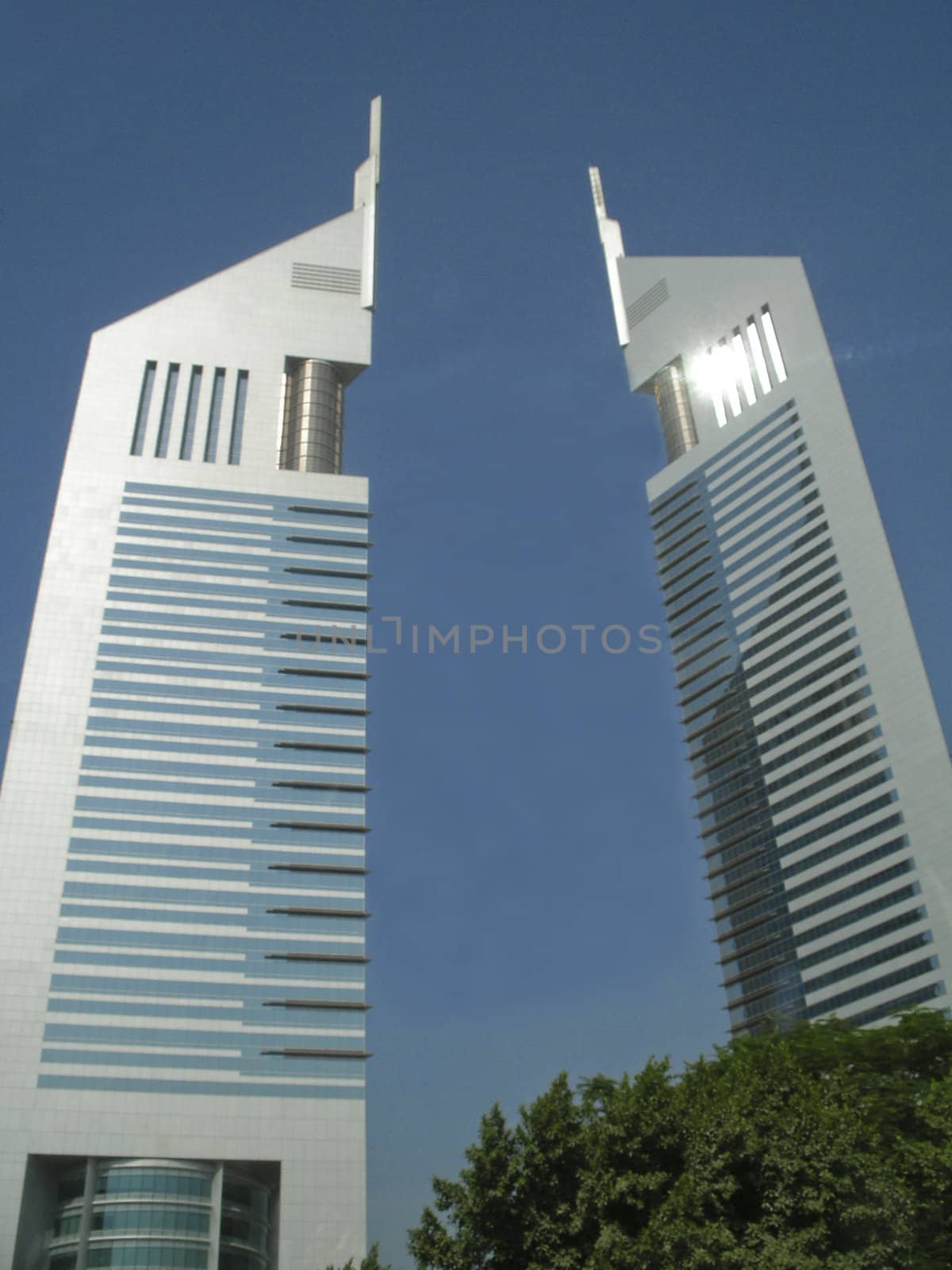 Dubai Twin towers by cvail73