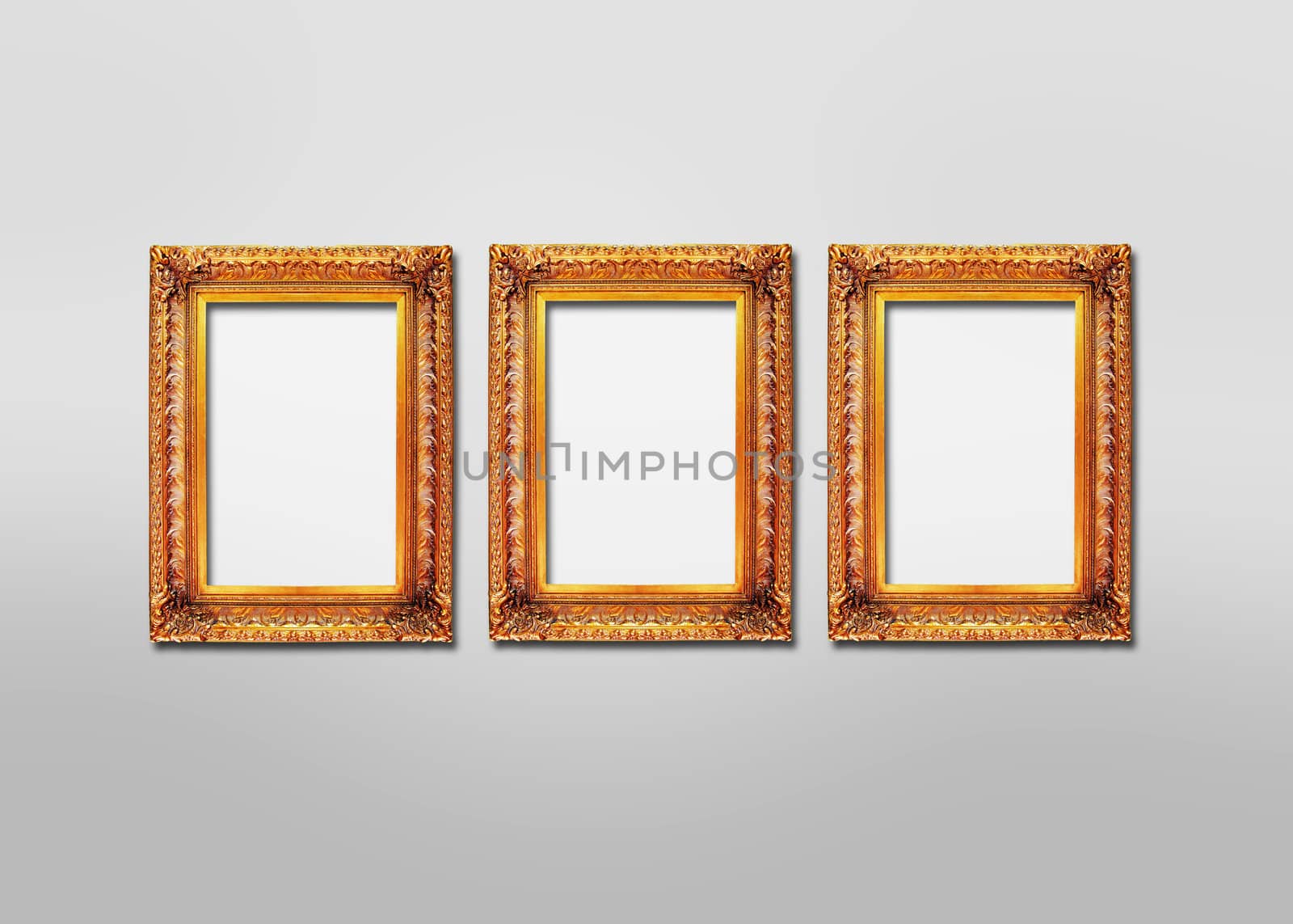 the beautiful golden frame for your pictures