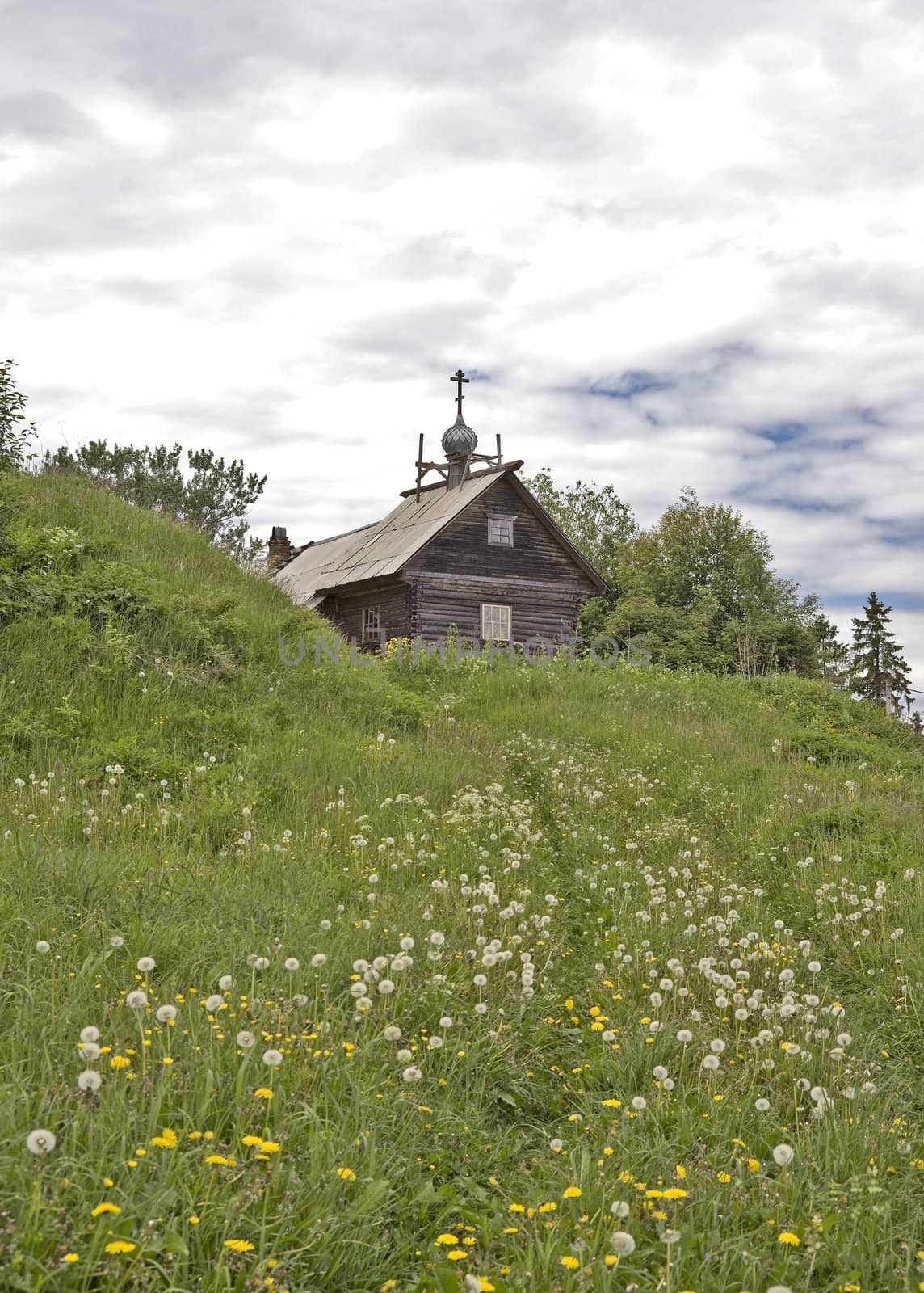 Small church on the hill by mulden
