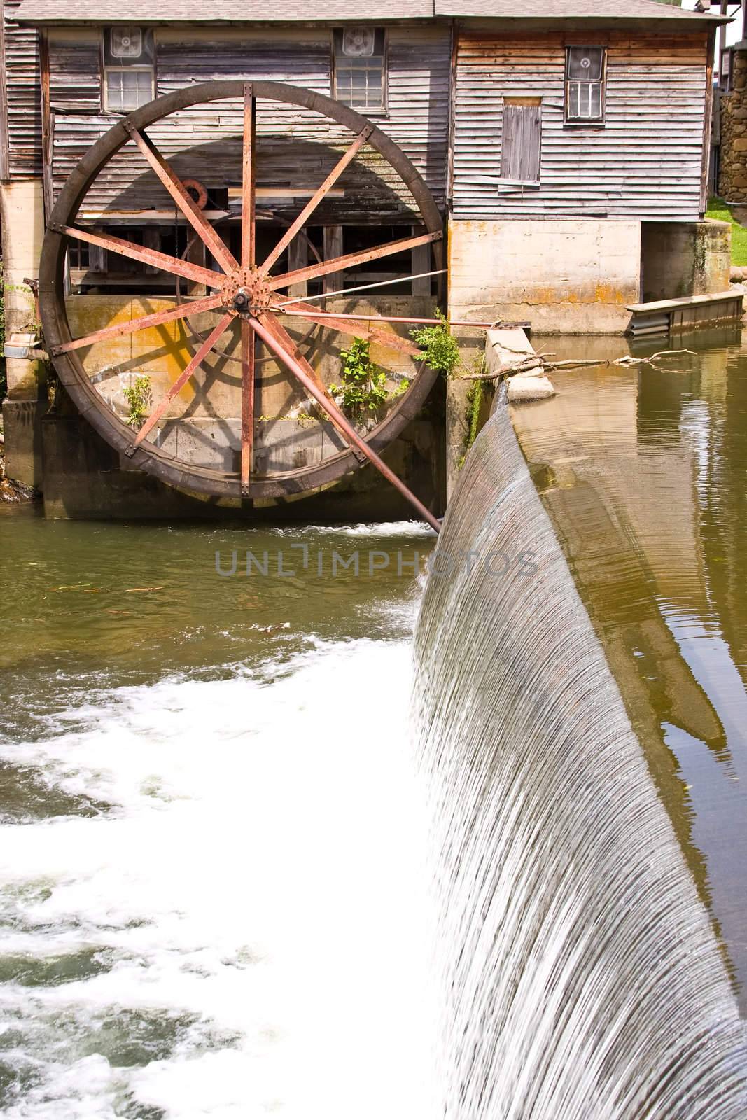 old mill water wheel in pigeon forge tennessee