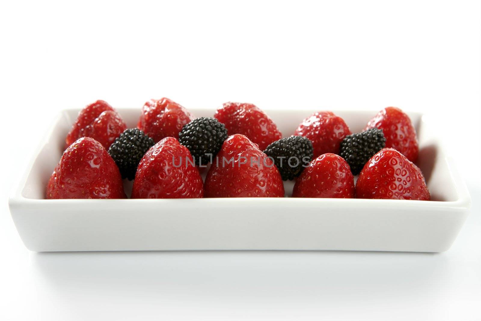 Strawberryes dessert by lunamarina