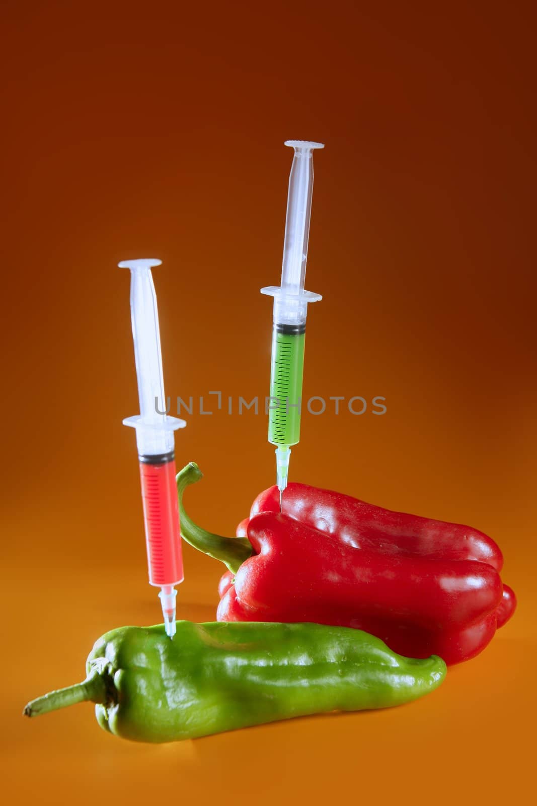 Two pepper in red and green with inverted syringe colors