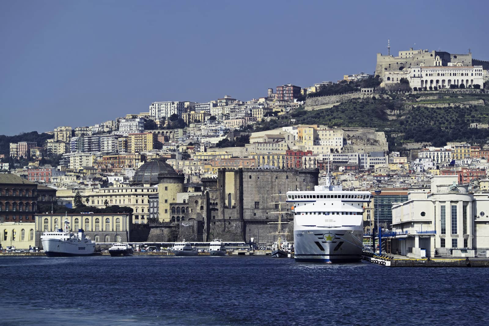 ITALY, Campania, Naples, view of the city, the port and Castel Dell'Ovo from the sea