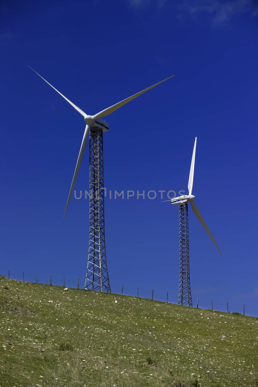 ITALY, Sicily, Francofonte/Catania province, countryside, Eolic energy turbines by agiampiccolo