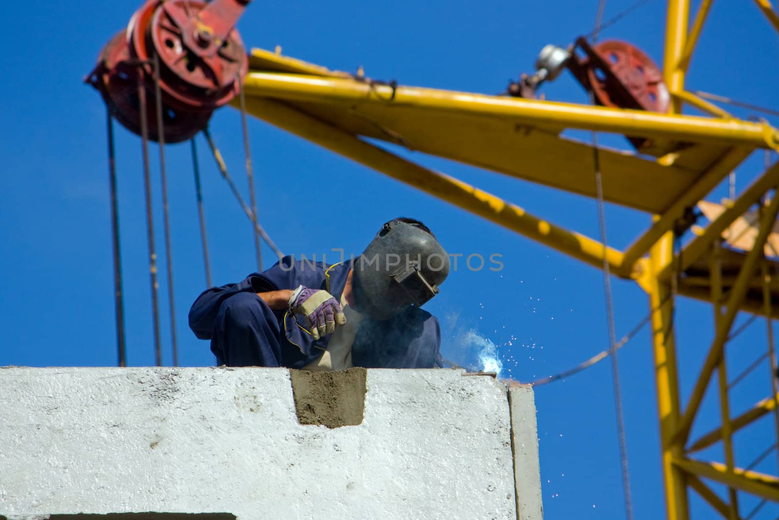 The welder on house building by gooclia