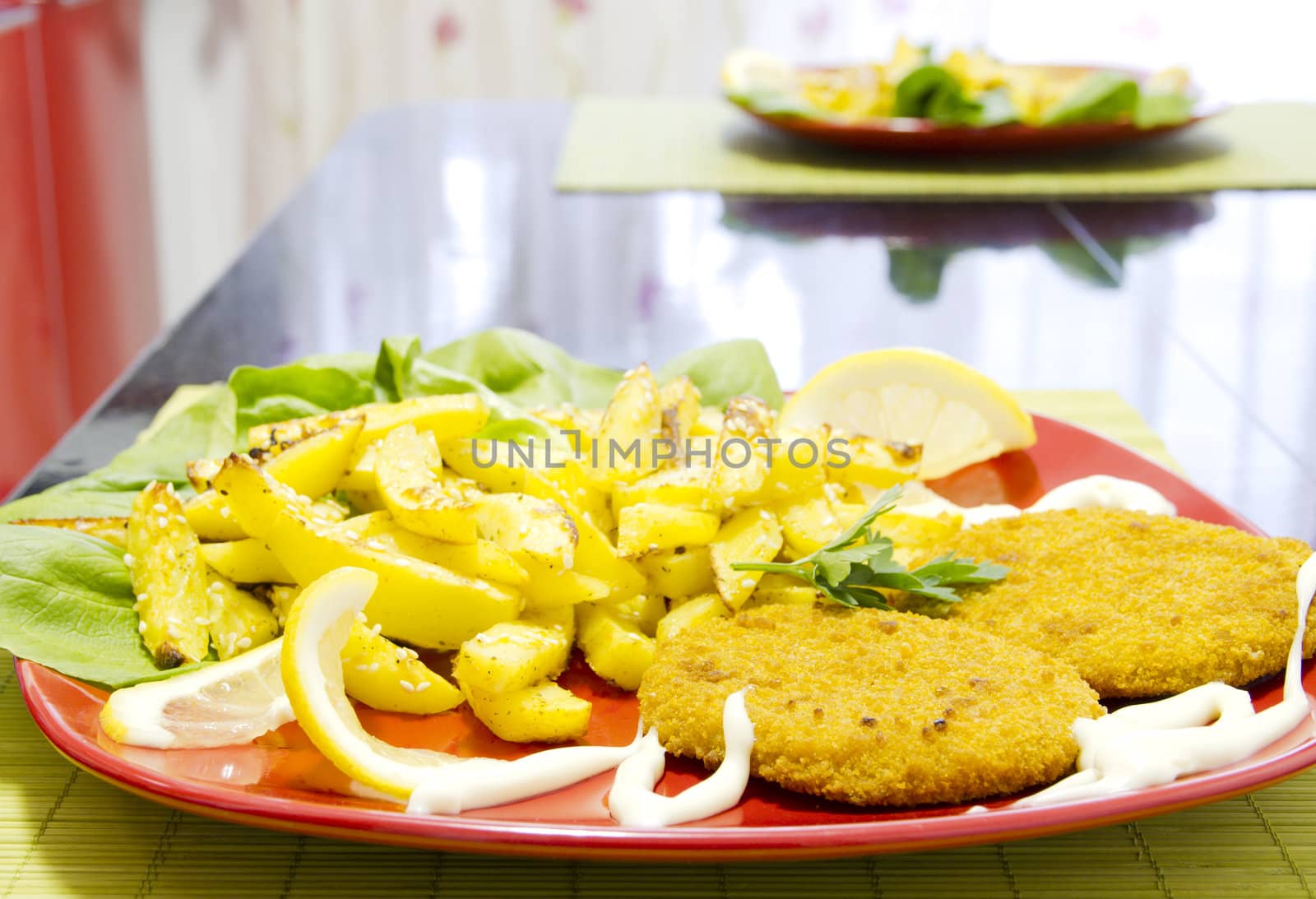 hambuger on plate by manaemedia