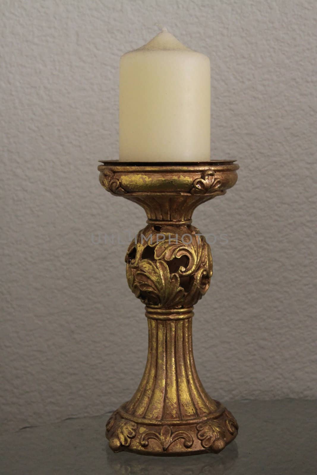 Close up of the candlestick.