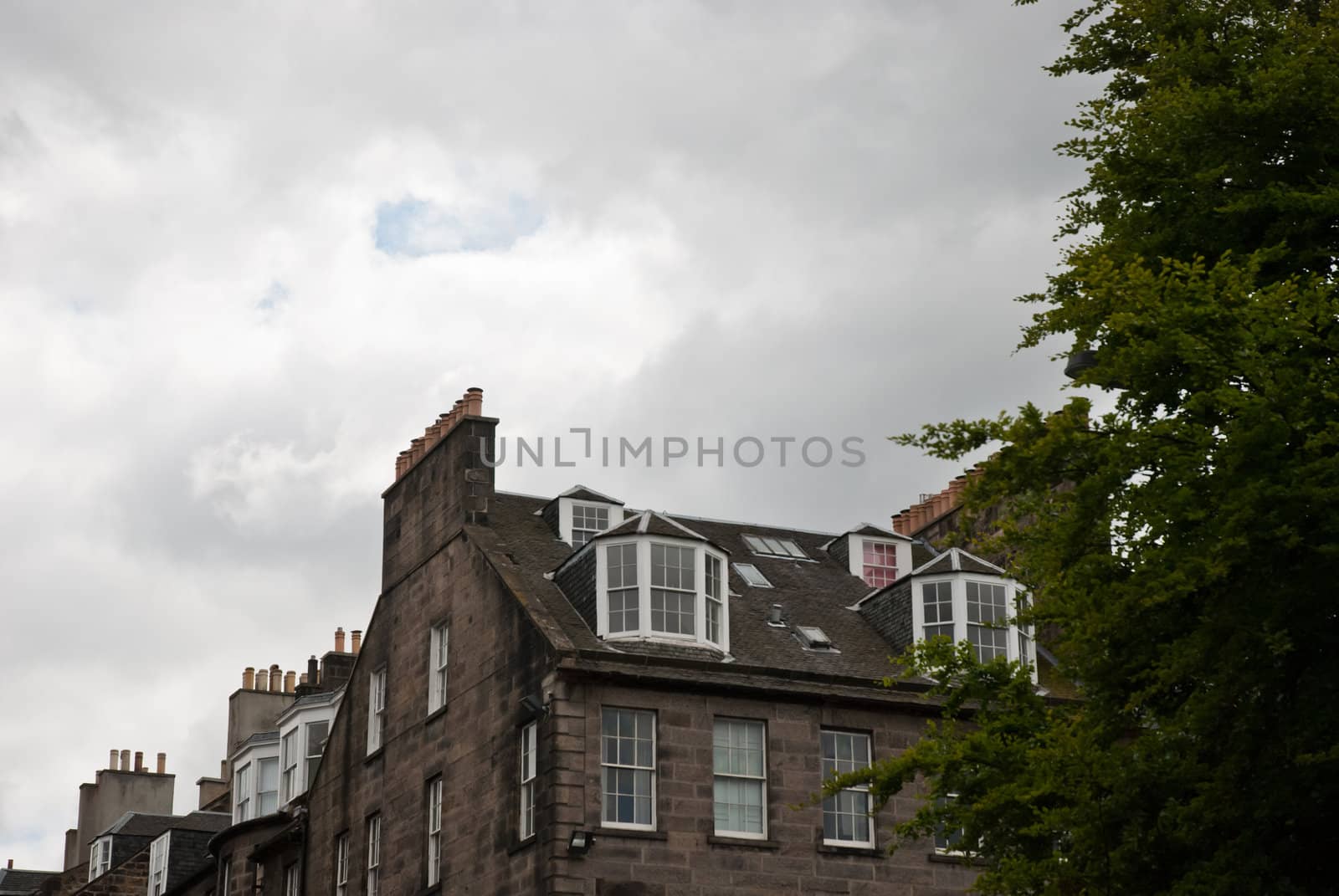 A tour of the city of Edimburgh, view from streets and the hills of this town