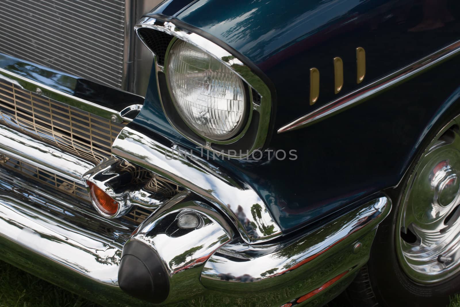 Front side of a classic car by GunterNezhoda