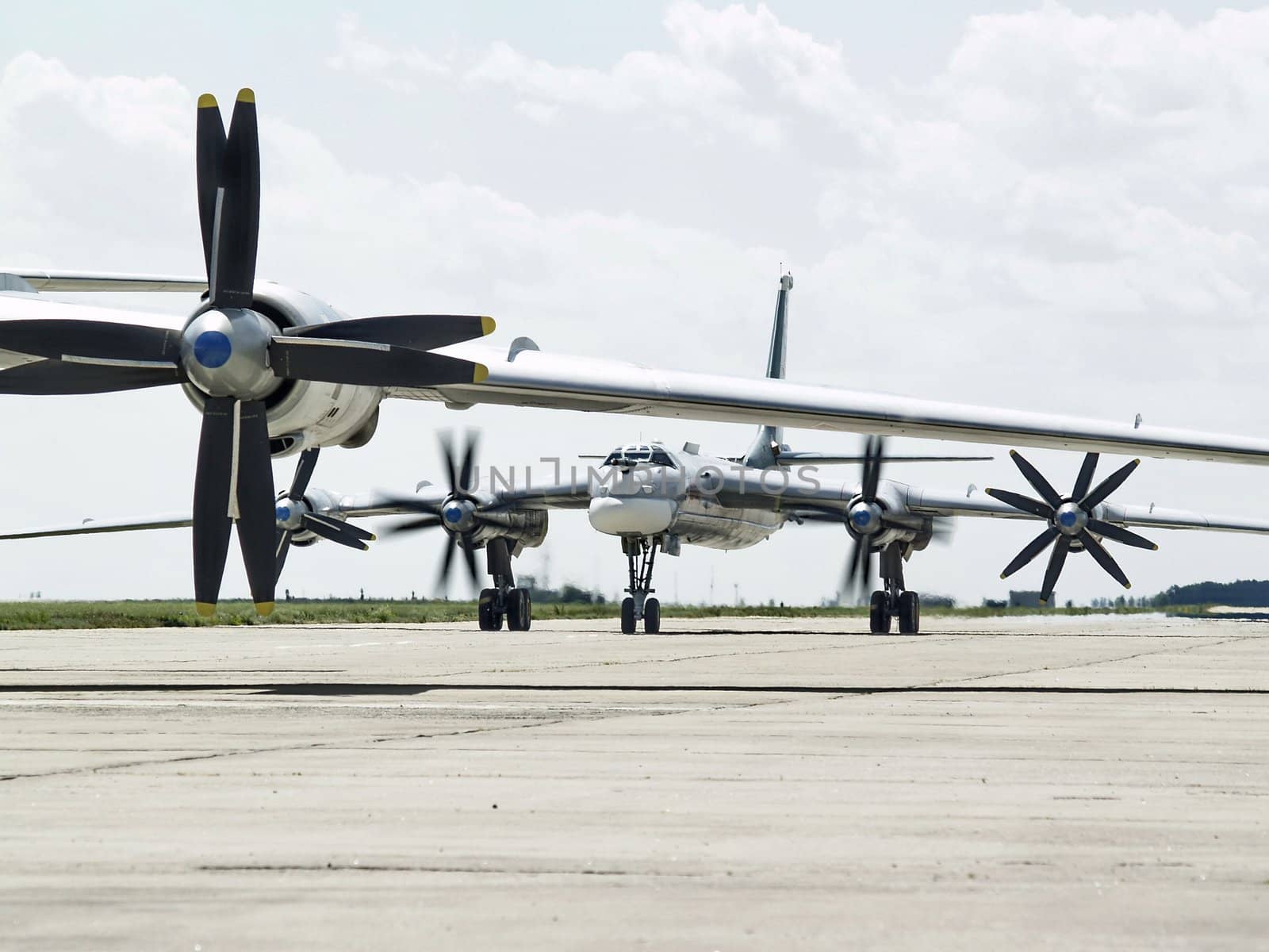 Russia Air Force Rocket bomber Tu-95MS by Light