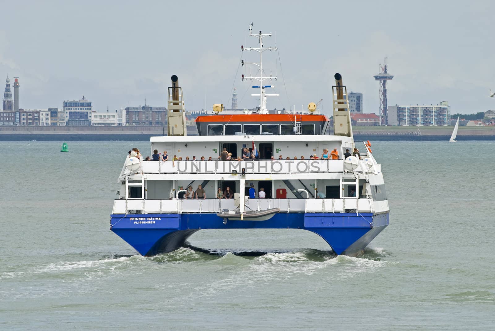 Ferry boat leaving the harbor from Beskens, the Netherlands

