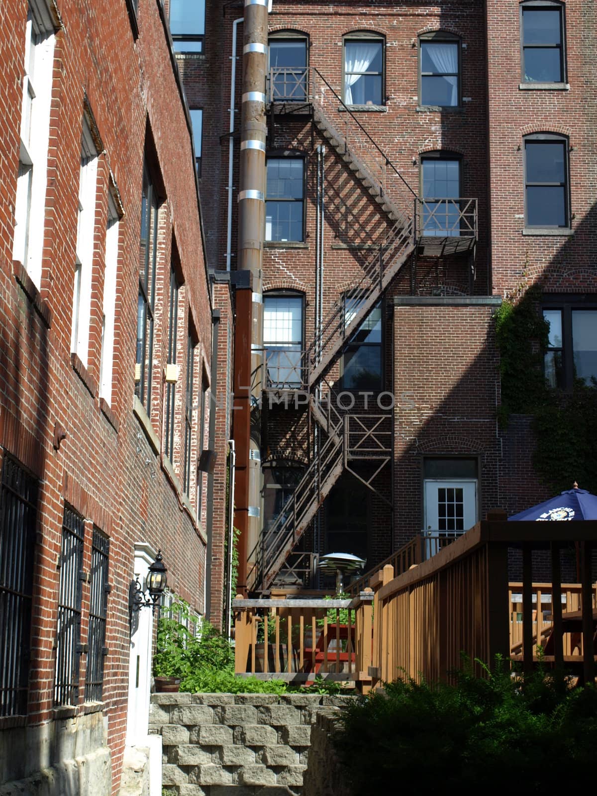 Back alley by northwoodsphoto