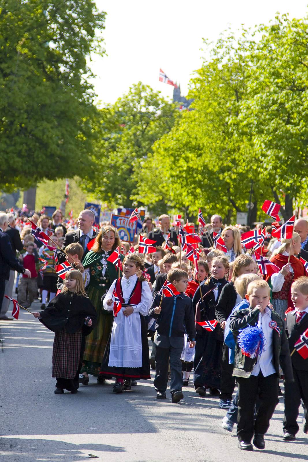 Norway's Constitution Day is most of all a celebration for kids. All schools walk in the parade and celebrate the National day with flags, cheers and big smiles. 