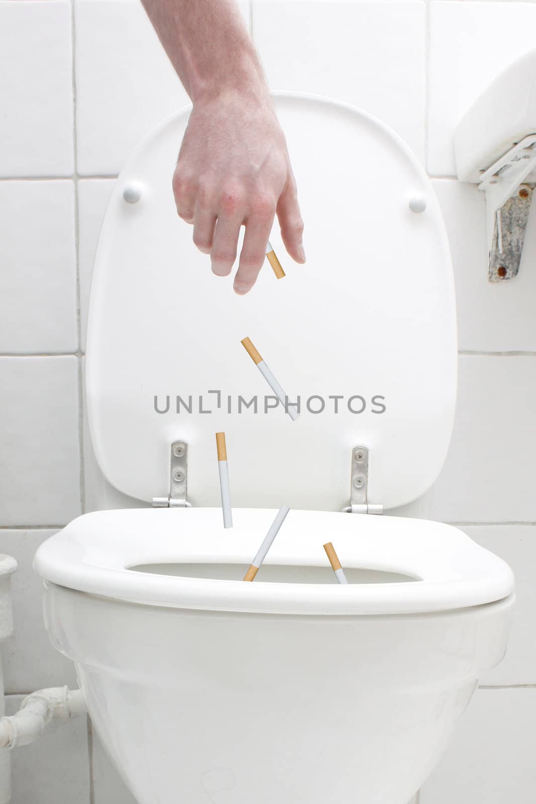 Flushing cigarettes by leeser