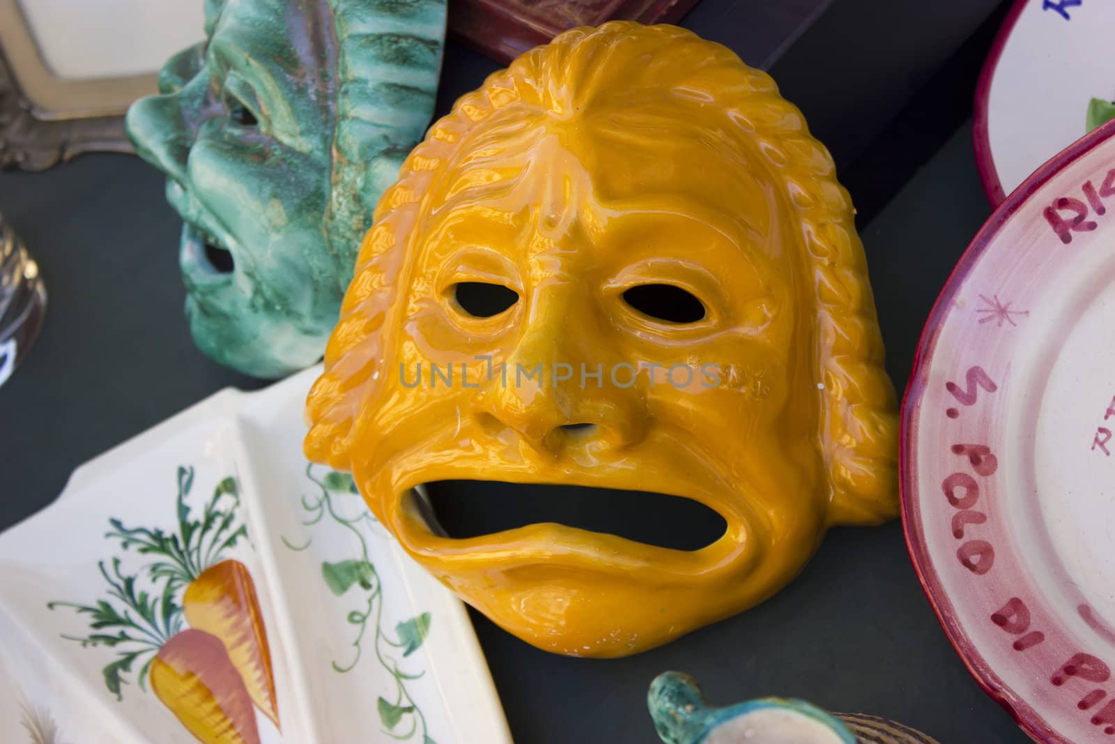 Ornamental ceramic mask by rgbpepper