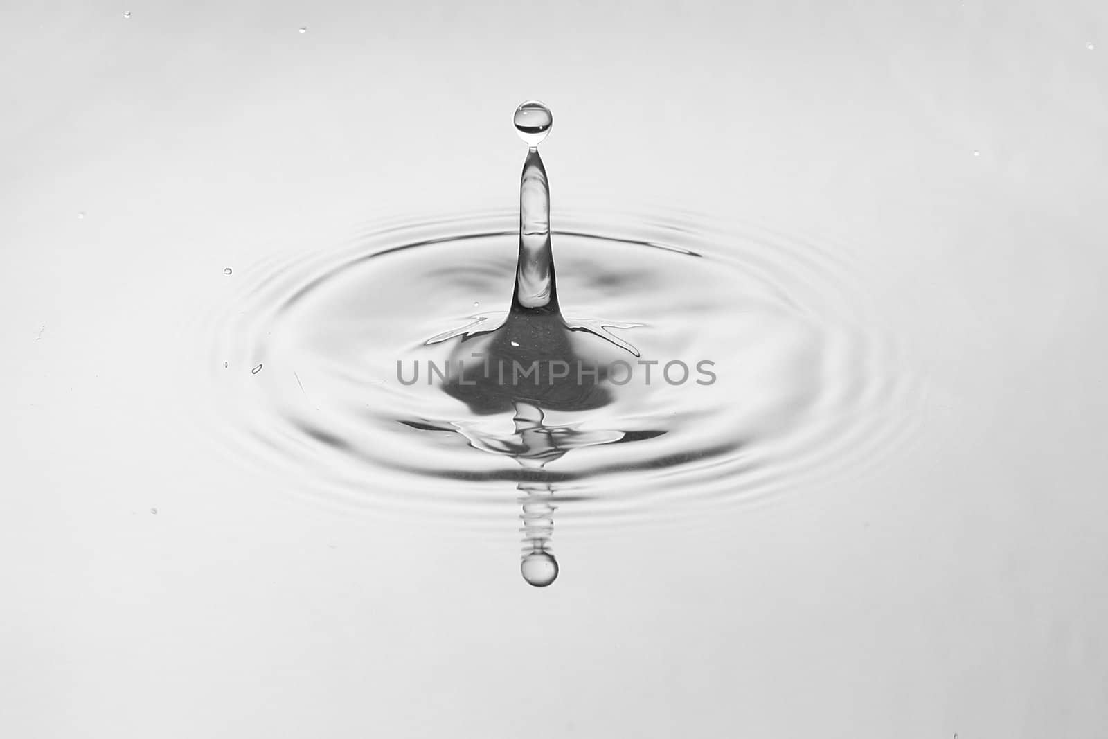 Waterdrop by leeser
