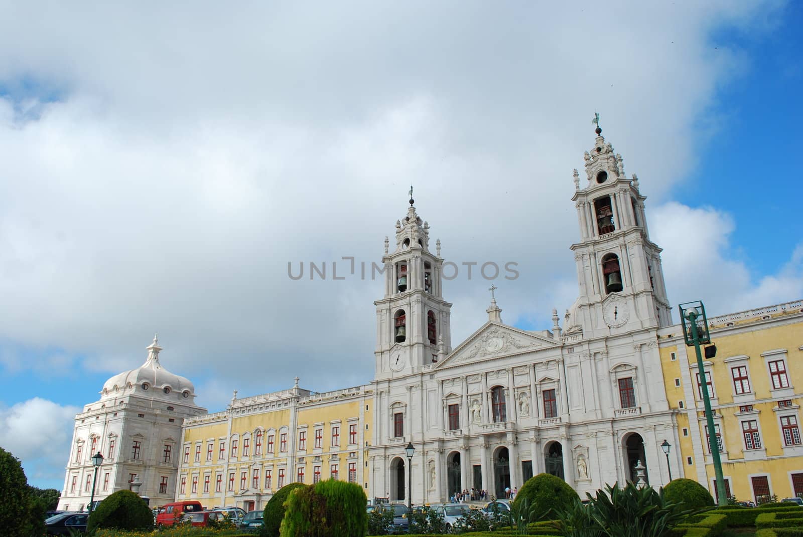 Monastery in Mafra, Portugal by luissantos84