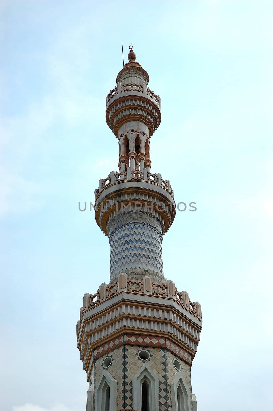 masjid tower by bluemarine