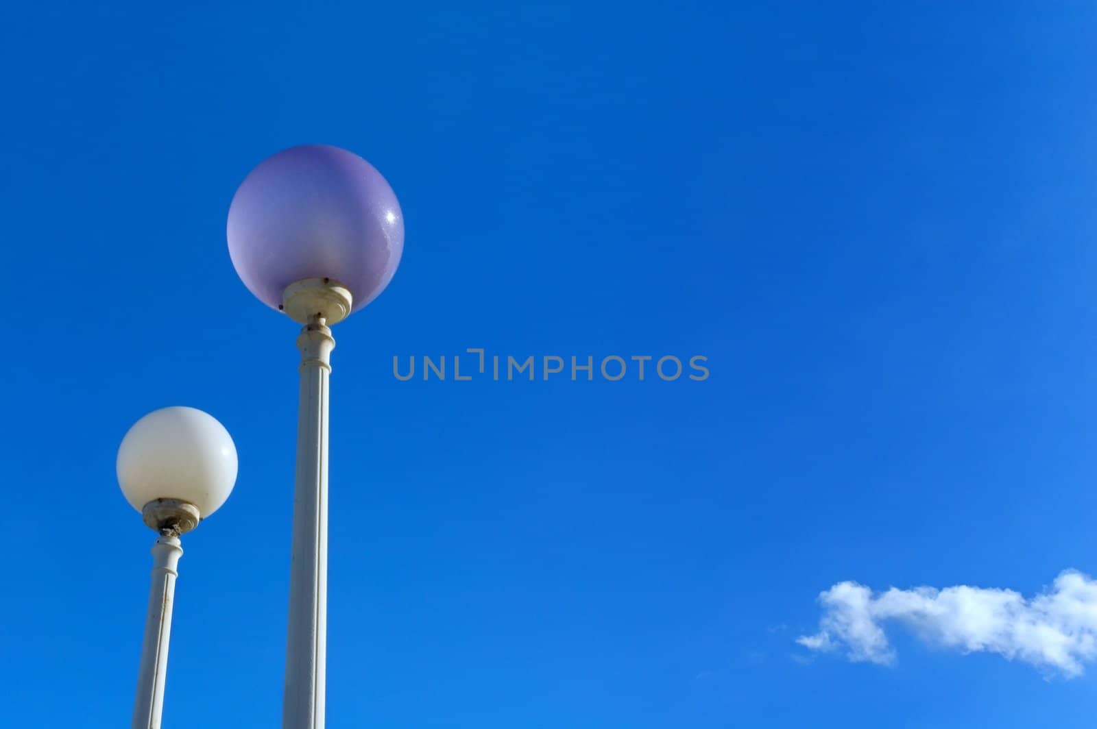 Streetlamps and cloud by sil