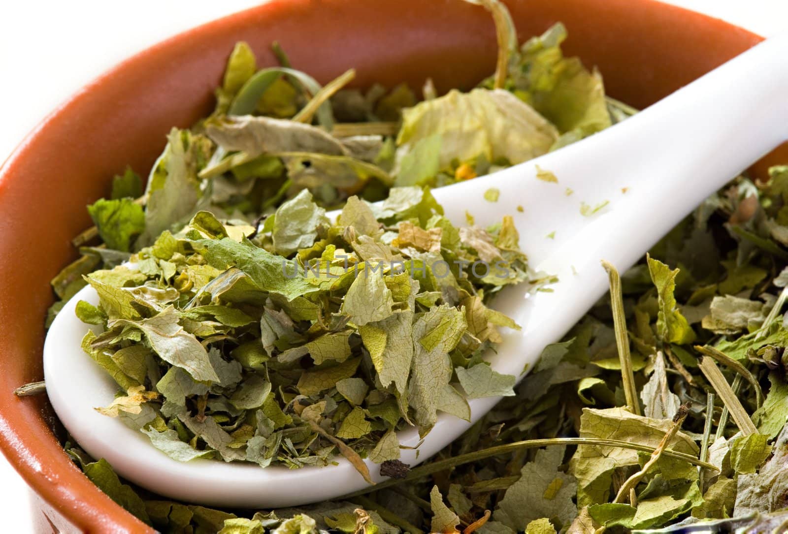  Green tea leaves in a bowl
