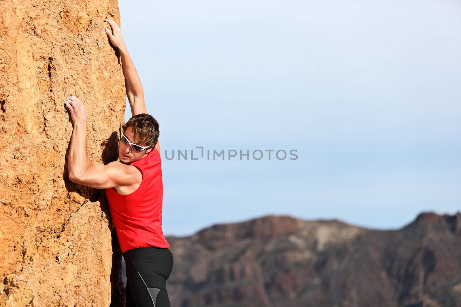 climber climbing by Maridav
