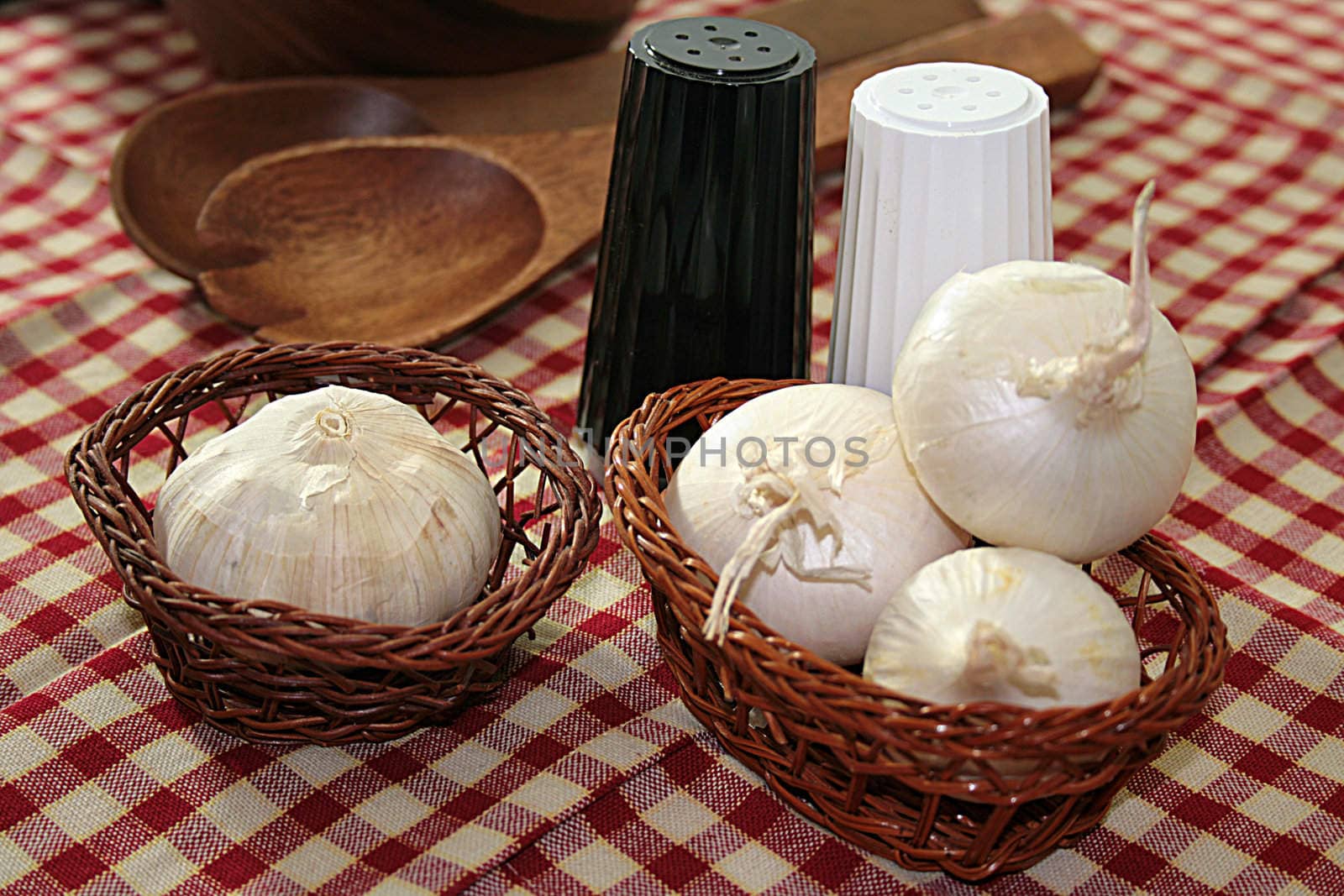 Onion, garlic by VIPDesignUSA
