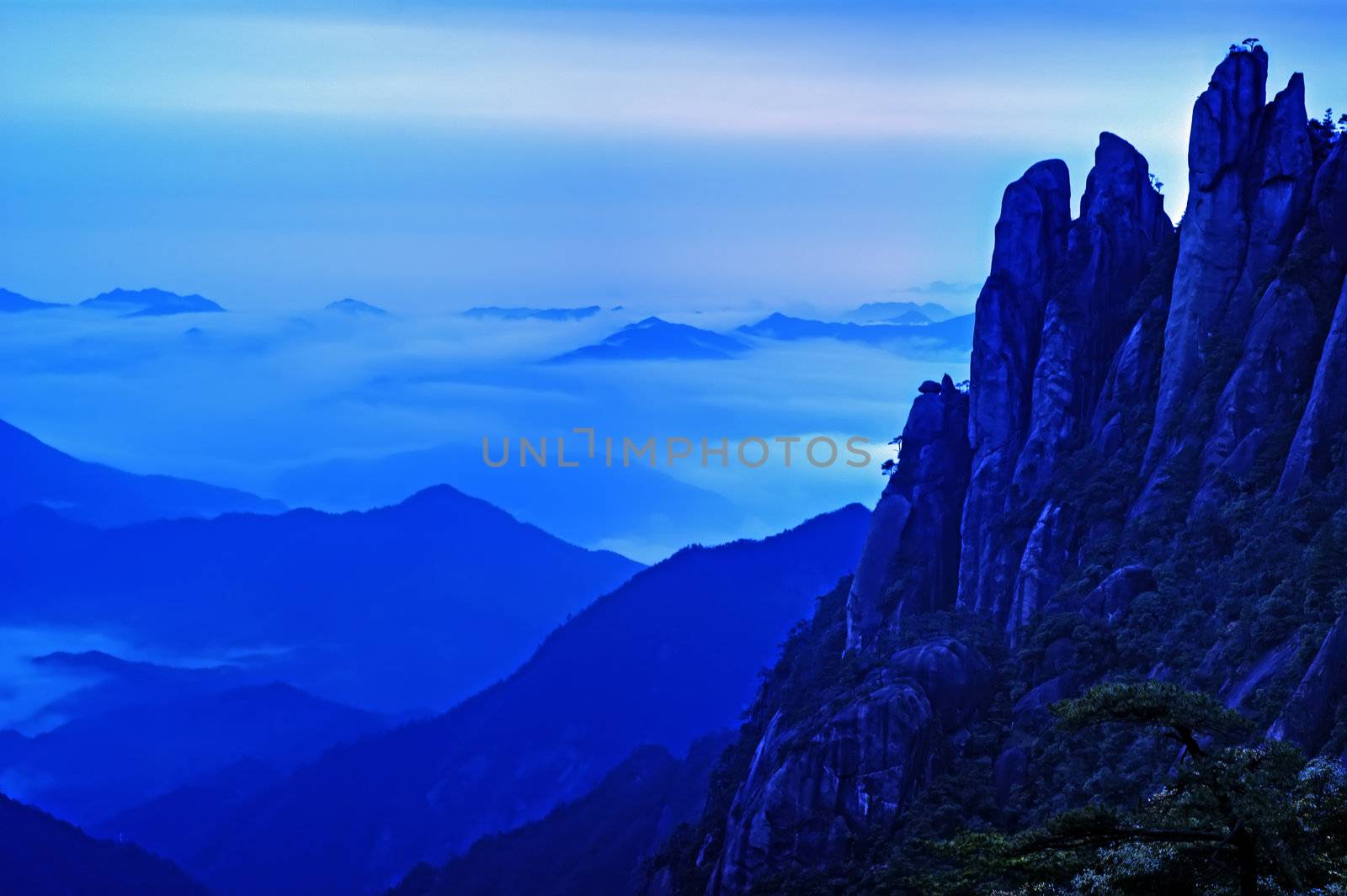 The Sanqingshan has been listed as World Natural Heritage