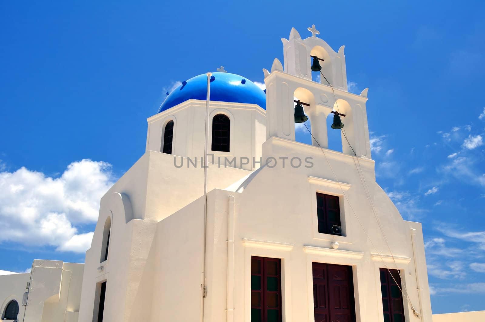 Travel photography: Chapel in the beautiful island of Santorini, Greece