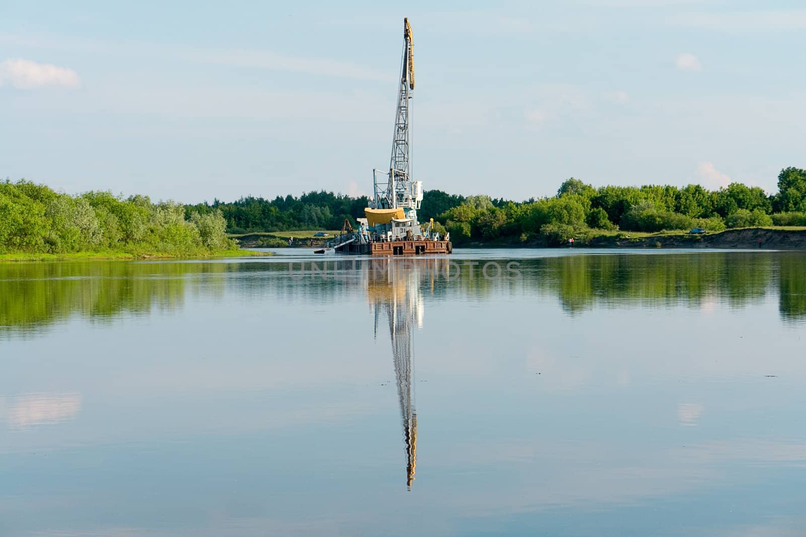 crane to do work on river