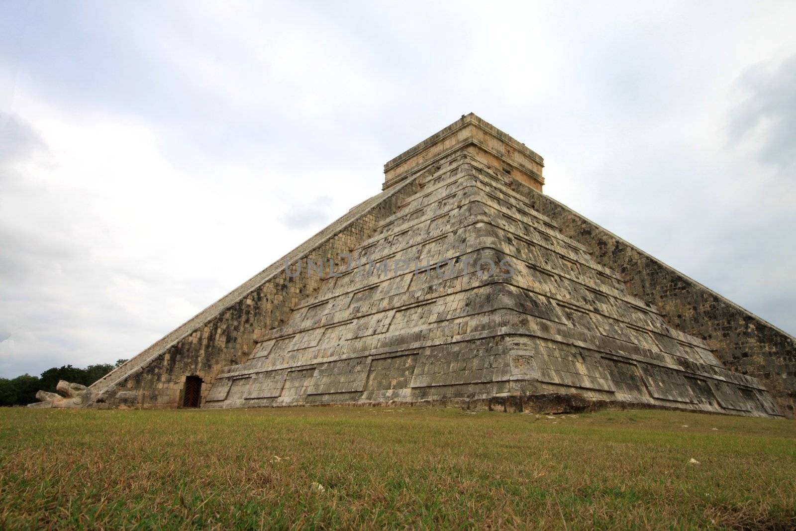 Mayan pyramid temple in Chitzen Itza Mexico