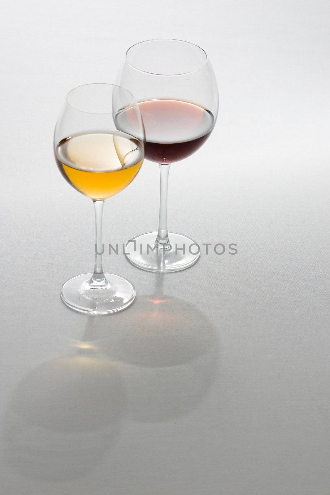 Wine glass by twieja