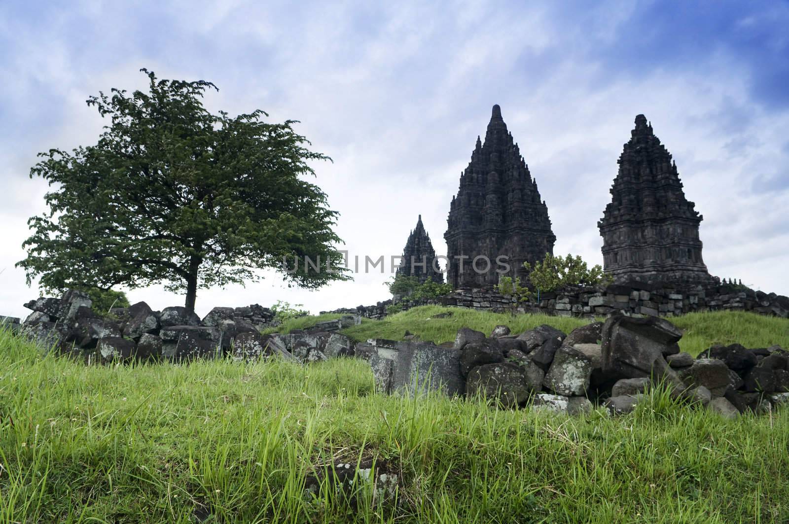 Prambanan ruins by szefei
