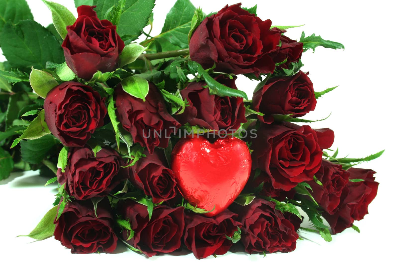 Bouquet of roses with a heart