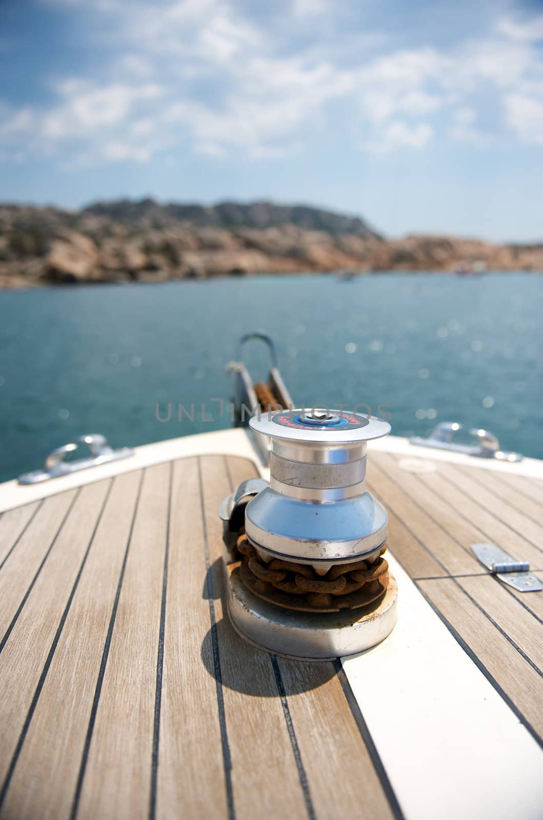 Front view of a sailboat in the ocean