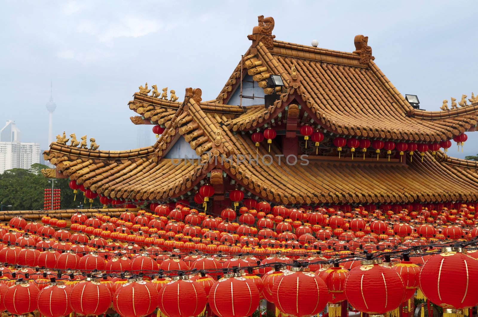 Red Chinese lanterns.  by szefei