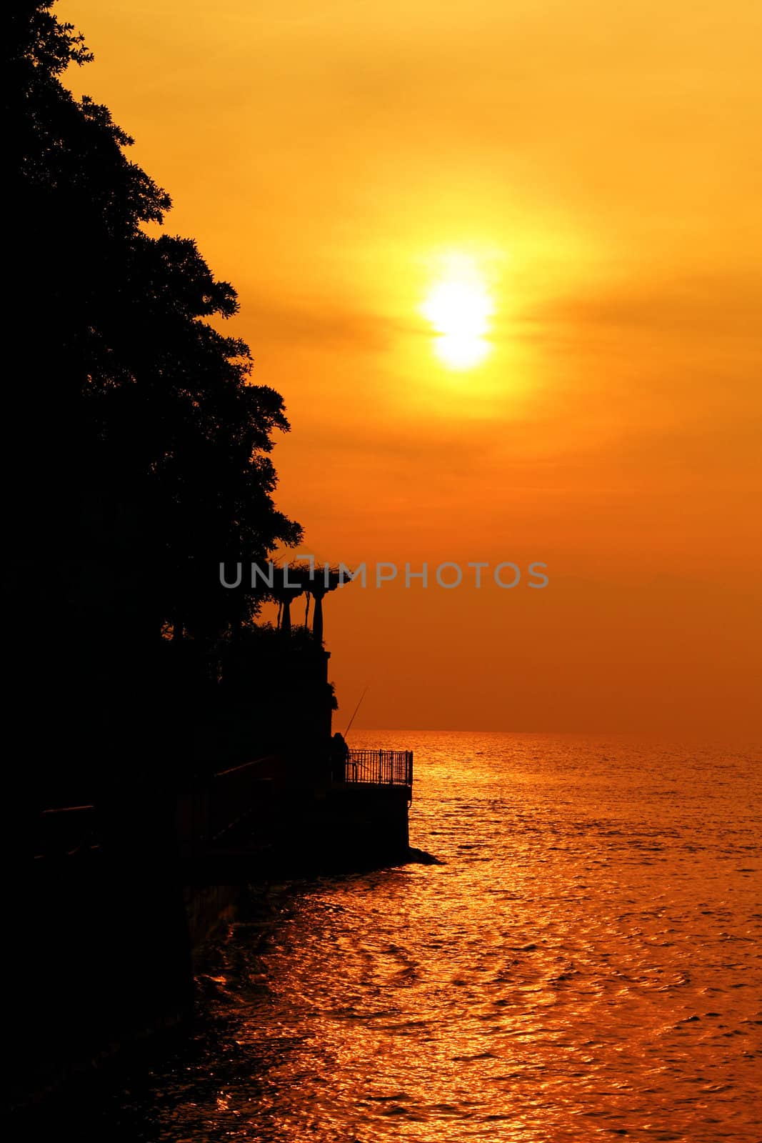 Varenna (Como Lake), walking at sunset 