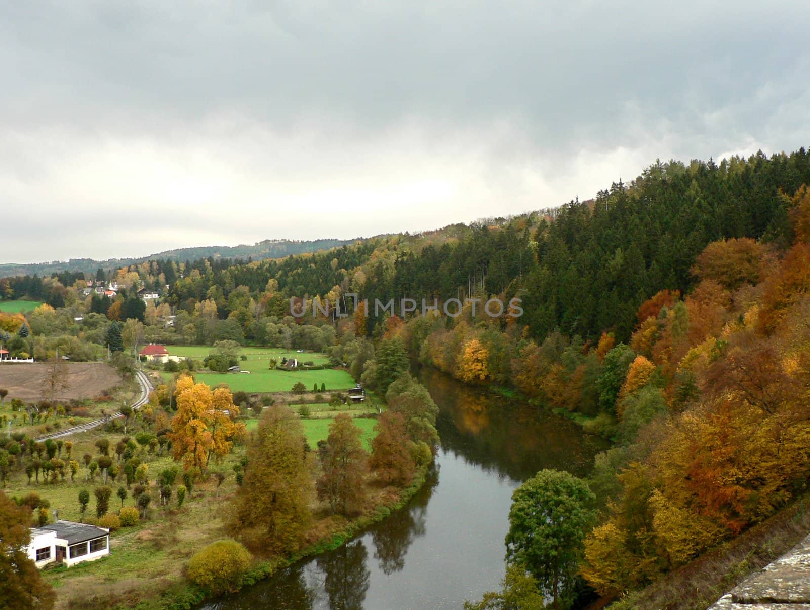 Autumn landscape by satinka