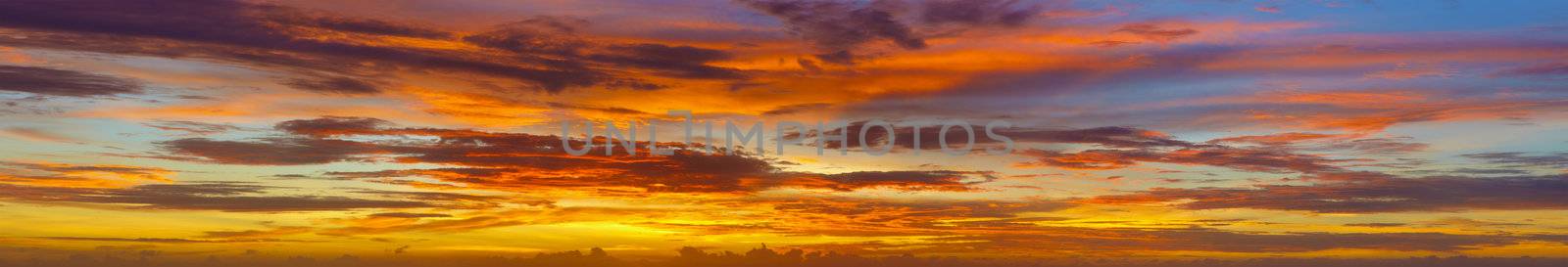 Panoramic photos of natural sky above the ocean at sunset - Thailand