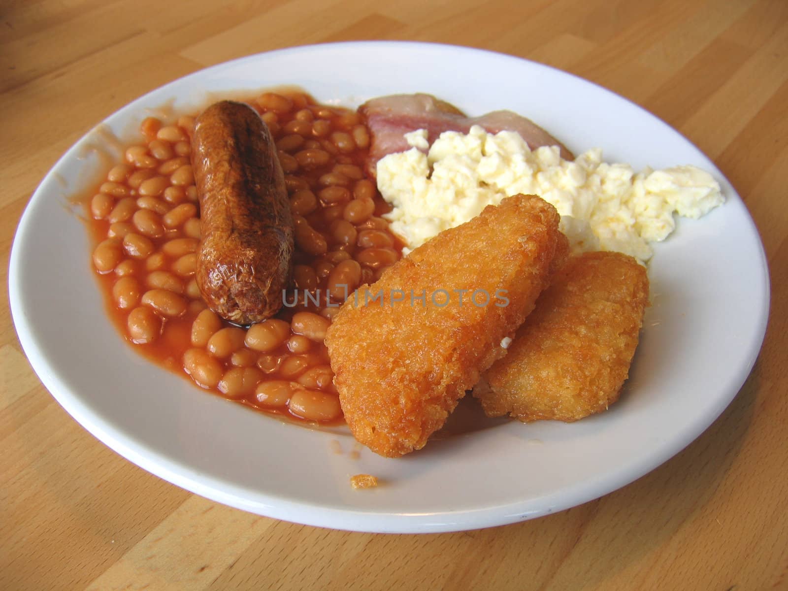 Sausages, Bacoon, Eggs, Beans and Scrambled Eggs