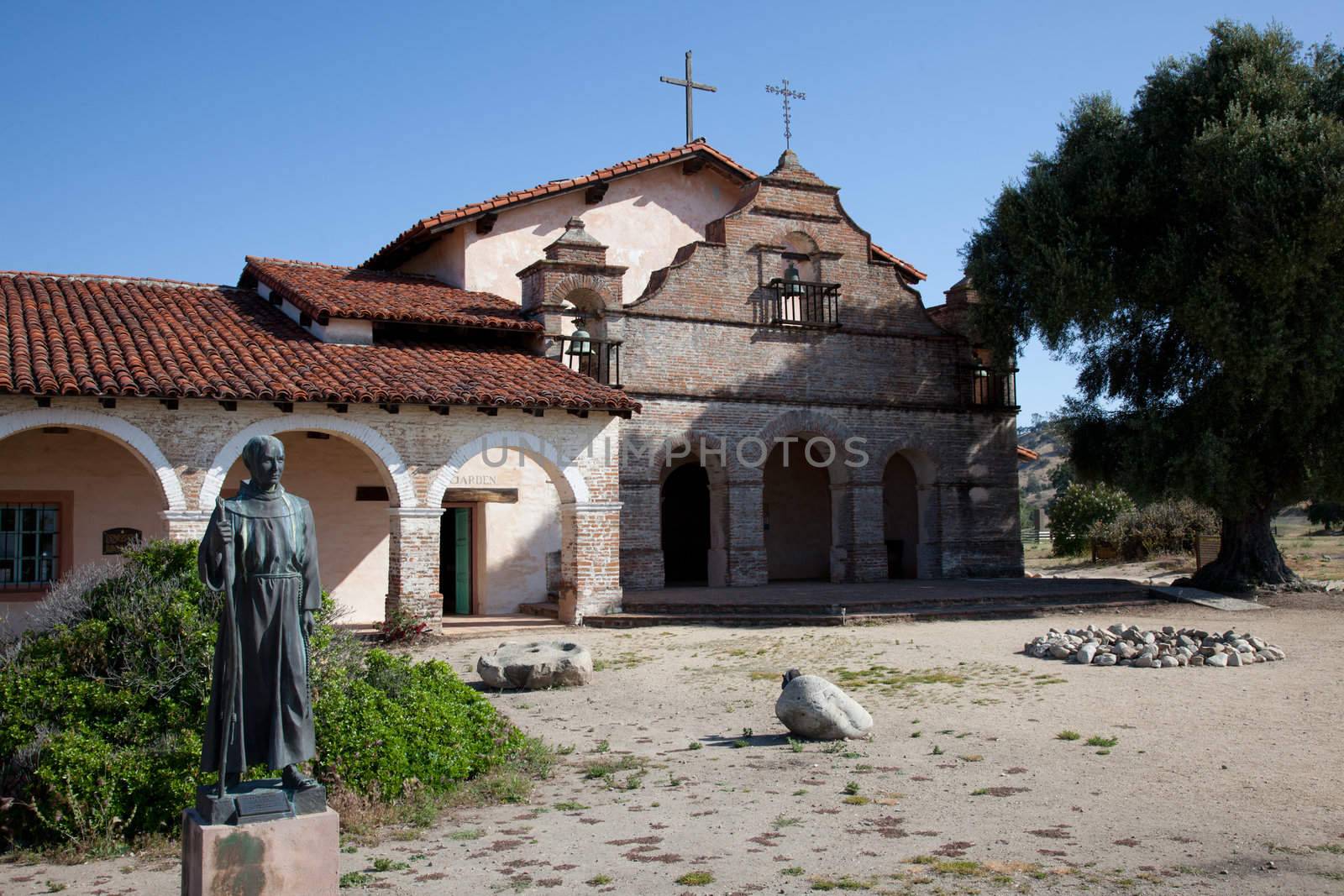 Mission San Antonio de Padua by melastmohican