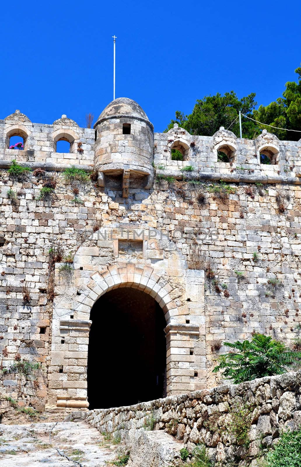 Fortetza: Venetian fortress in Rethymno, Crete by FER737NG