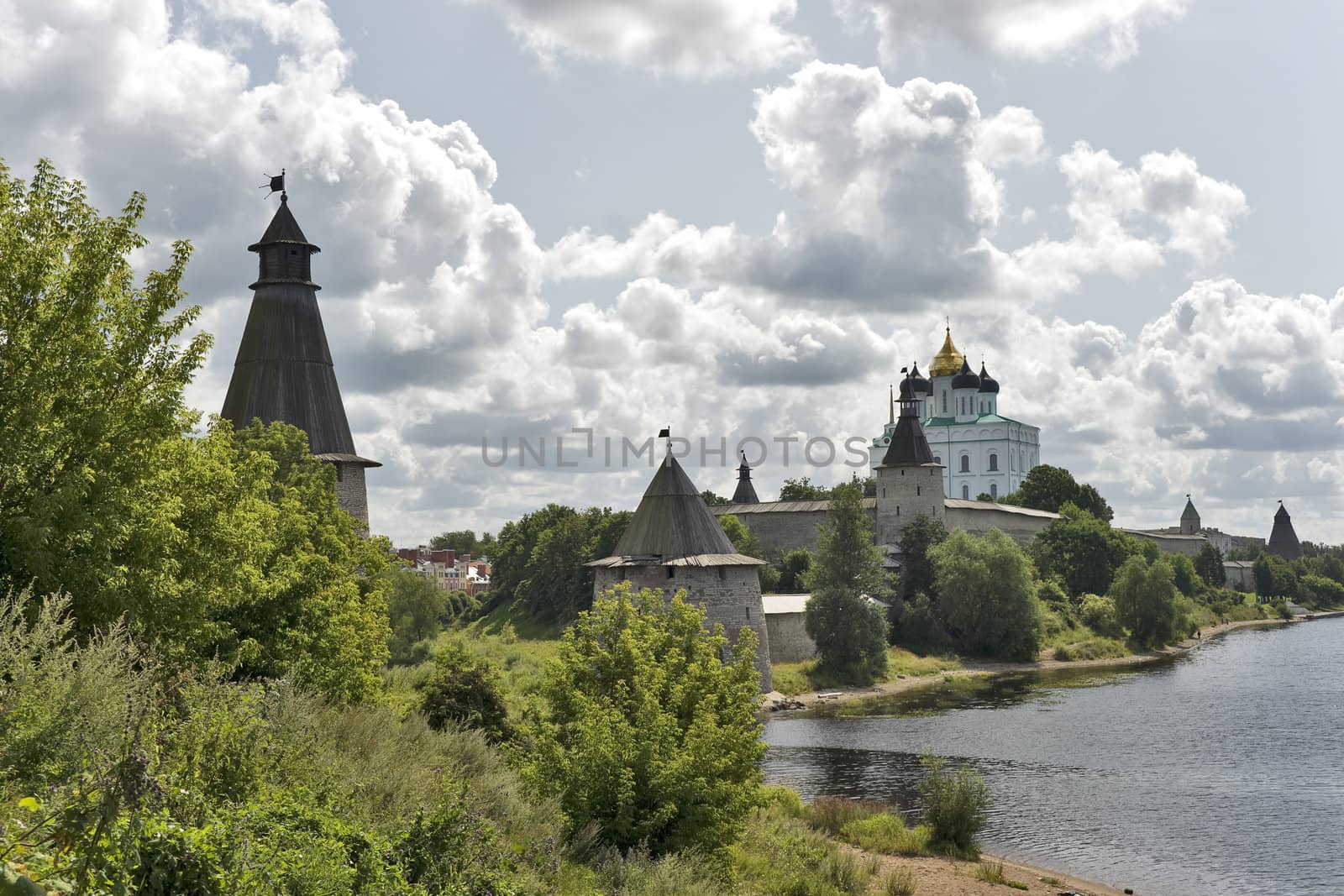 Ancient russian fortress view by mulden