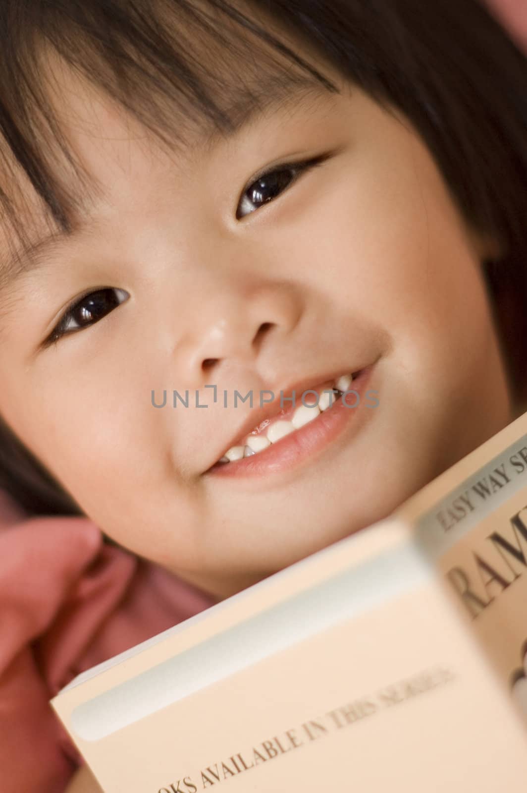 little girl reading


