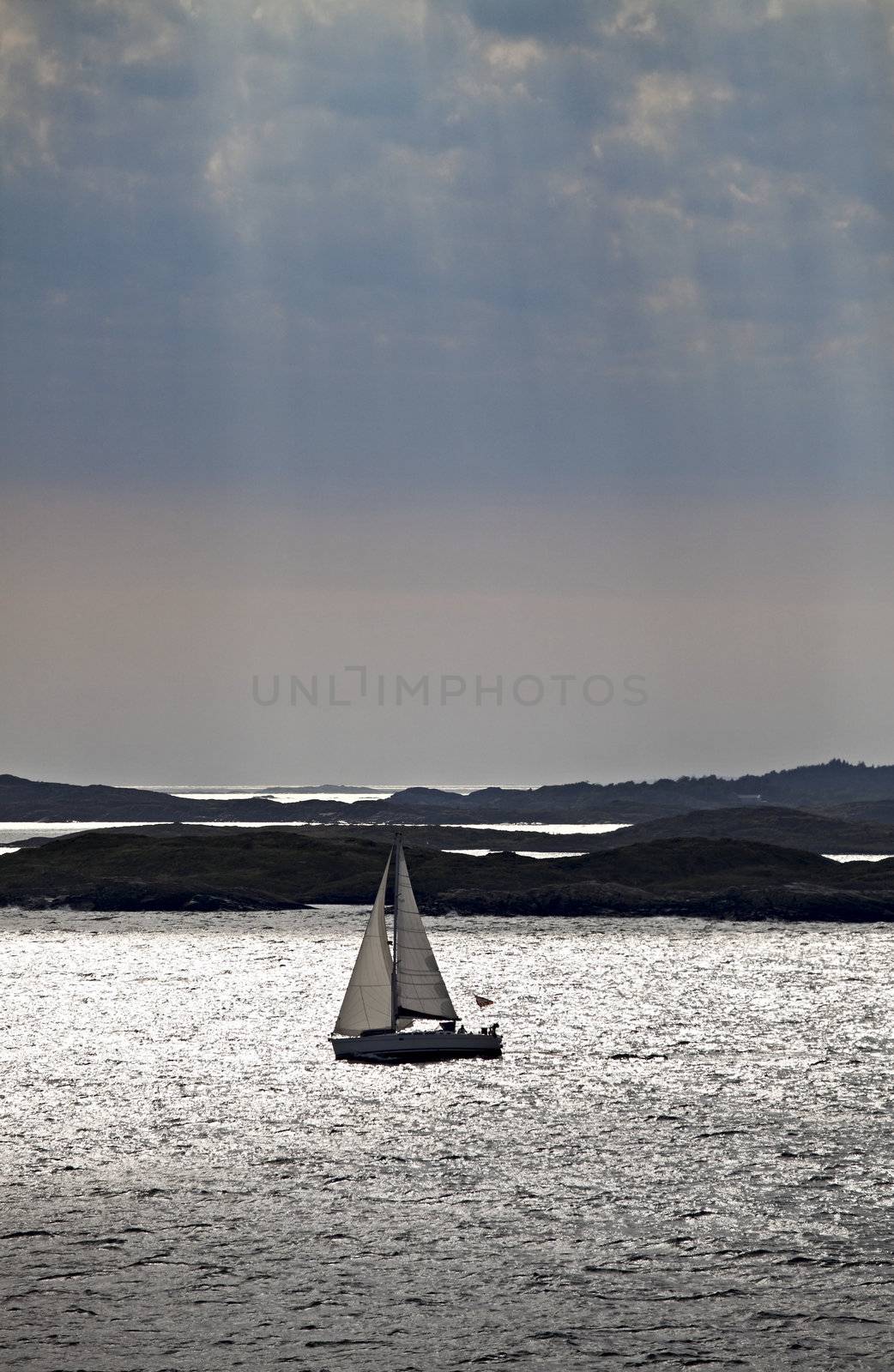 sailing by bernjuer