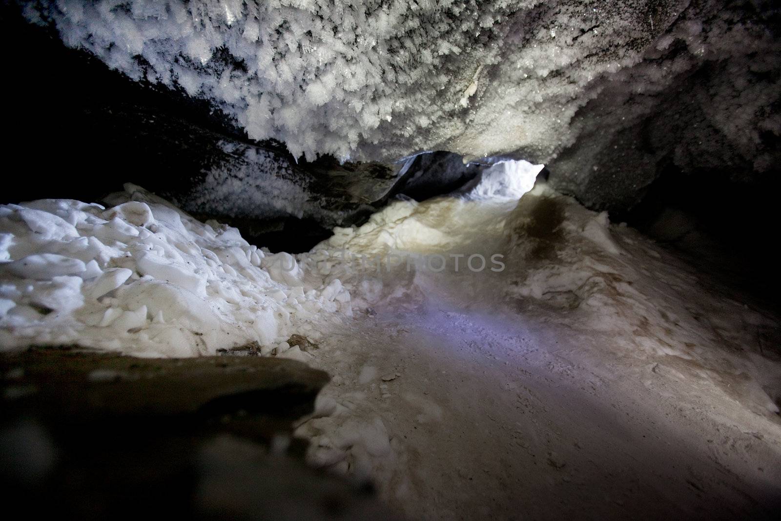 Ice Cave by leaf