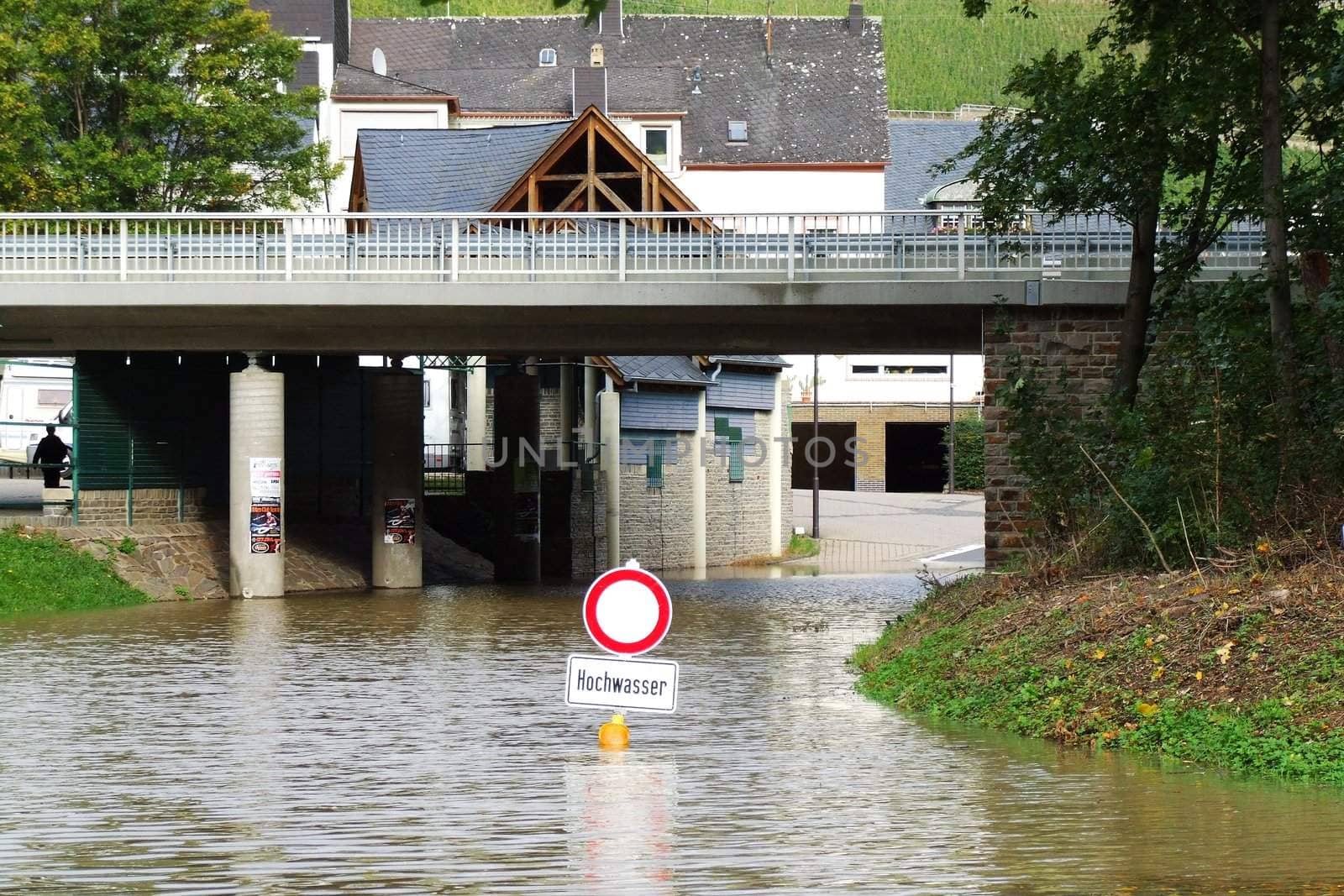 Hochwasser in Enkirch an der Mosel